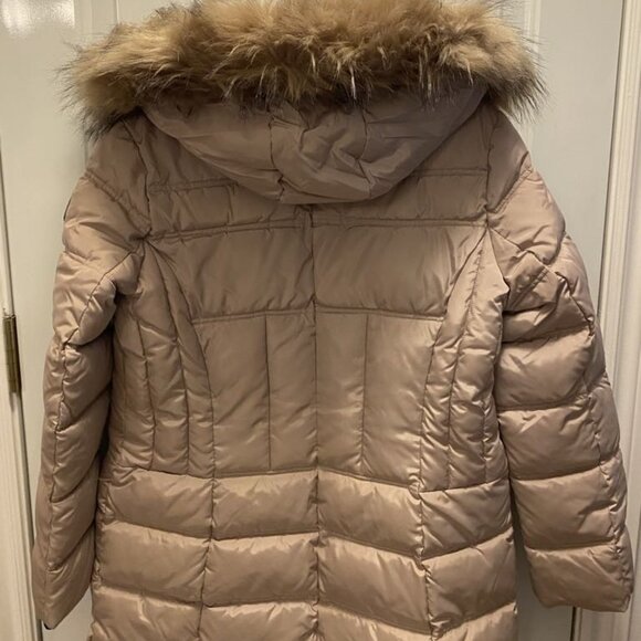 New Point Zero Faux Fur-Trim Hooded Puffer Jacket - Picture 9 of 16